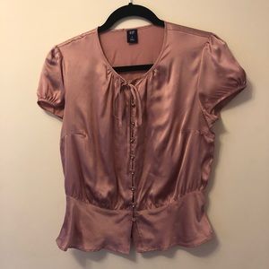 Gap 100% silk blush peplum blouse